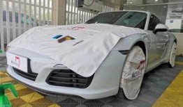 911保时捷吃瓜,一场跨界营销的狂欢