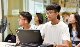 头条吃瓜大队长,揭秘娱乐圈幕后真相，带你领略明星们的真实生活