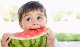 如何设置吃瓜吐舌,如何设置吃瓜吐舌，打造趣味表情包