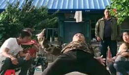 吃瓜的舞王,揭秘吃瓜舞王的传奇风采