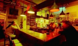 成都酒馆吃瓜事件视频