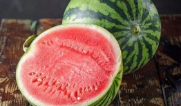 爆爆吃瓜,揭秘娱乐圈那些不为人知的幕后故事