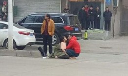 吃瓜群众收衣服,一场关于衣物的温馨日常